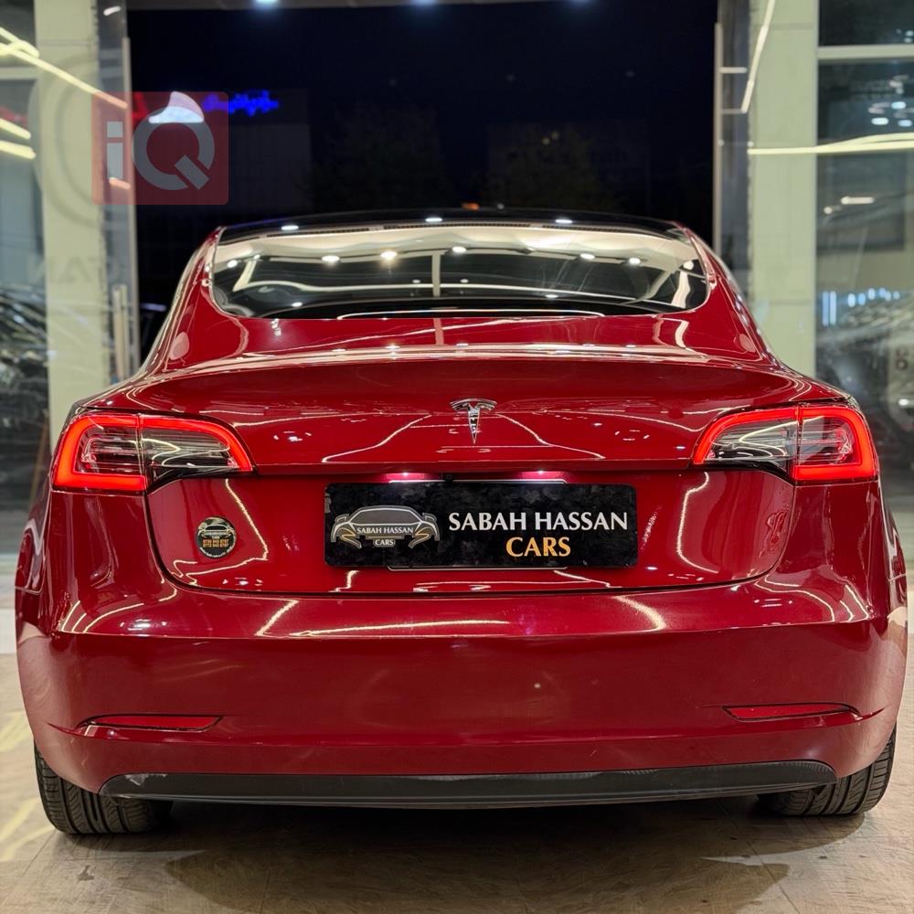 تسلا موديل 3